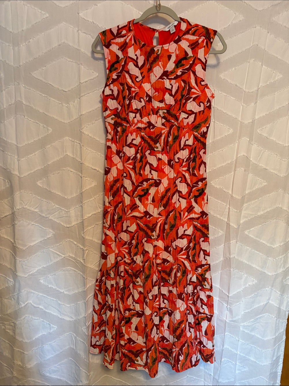 Nine West Sleeveless Maxi Dress in Red, Pink and Green Floral